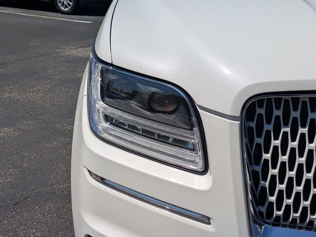 Used 2021 Lincoln Navigator Reserve image 9