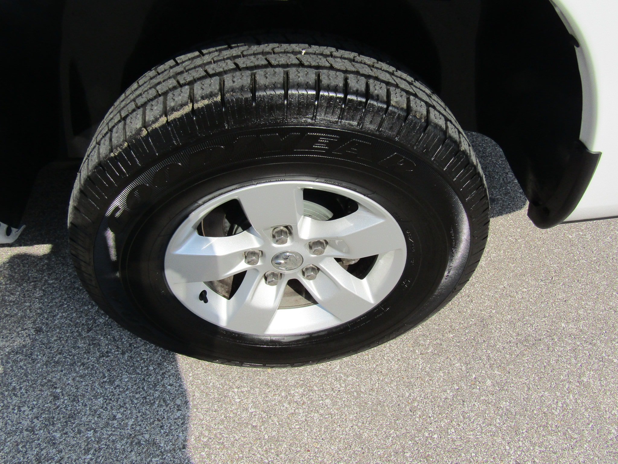 Used 2023 RAM 1500 Classic SLT w/ Trailer & Traction Group AWD/4WD image 10