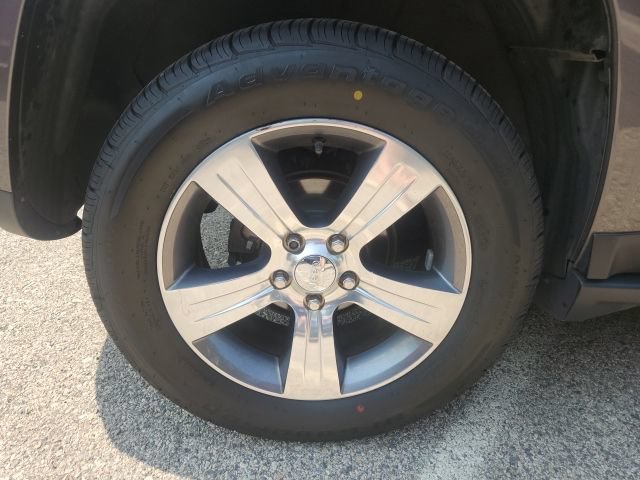 Used 2017 Jeep Compass High Altitude AWD/4WD image 11