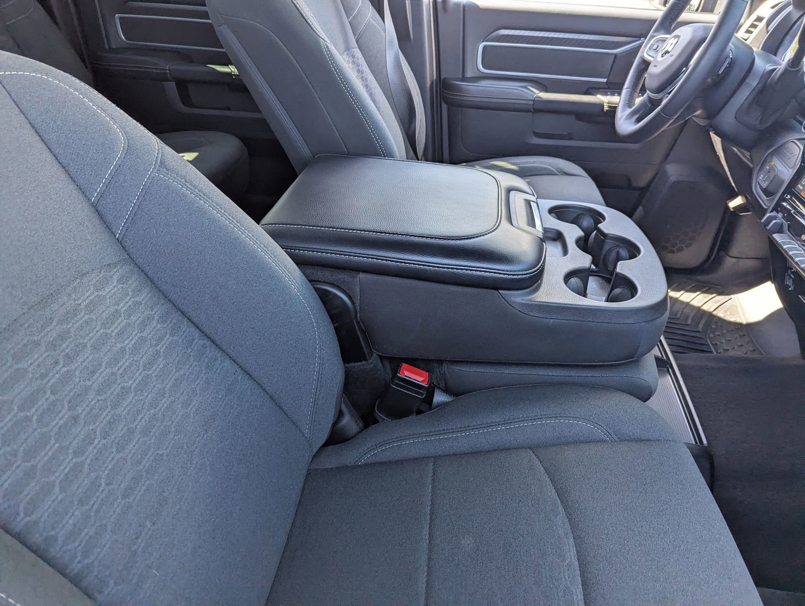 Used 2025 RAM 3500 Big Horn image 10