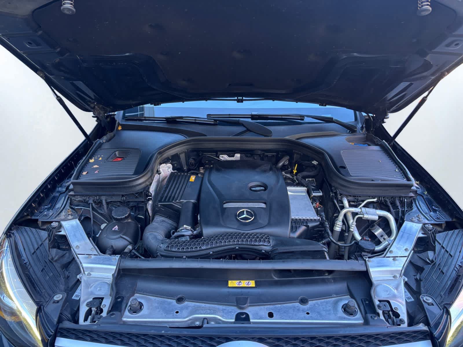 Used 2019 Mercedes-Benz GLC 300 4MATIC image 8