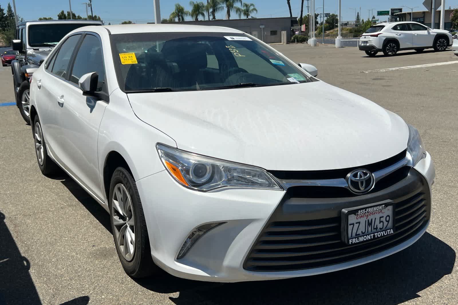 Used 2017 Toyota Camry LE FWD image 3