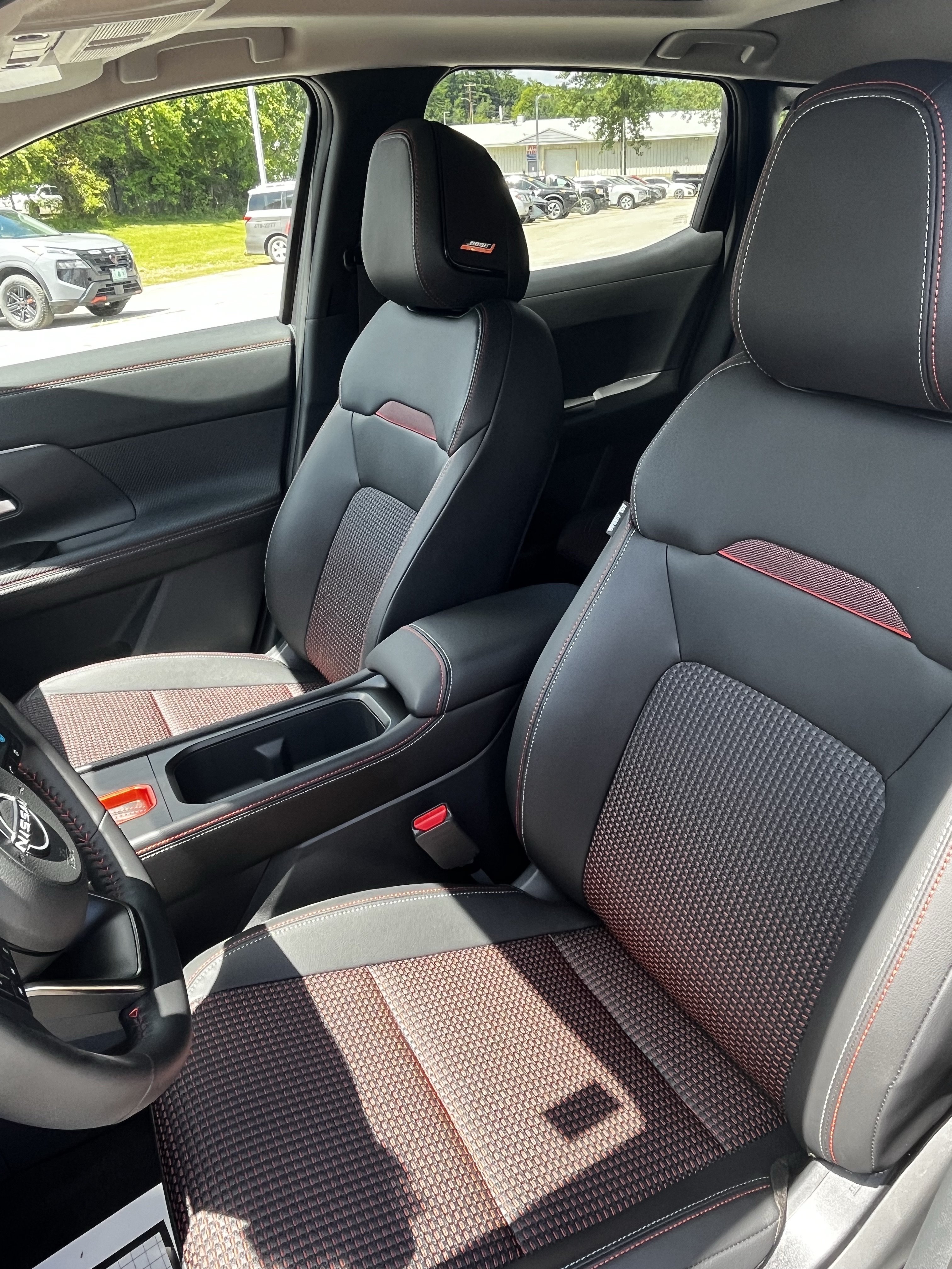 New 2026 Nissan Kicks SR w/ SR Premium Package AWD/4WD image 13