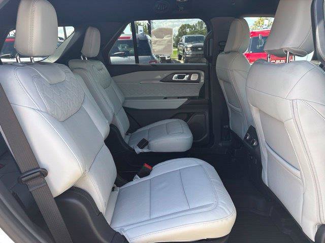 New 2027 Ford Explorer Platinum RWD image 20