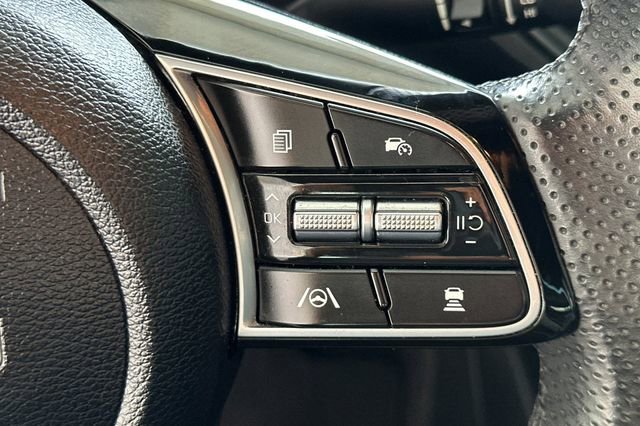 Used 2023 Kia Forte GT-Line w/ GT-Line Technology Package FWD image 26