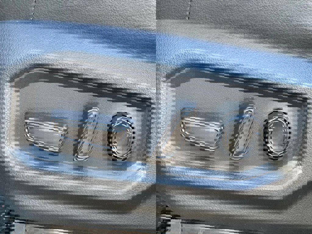 Used 2024 Toyota Sequoia Limited image 12