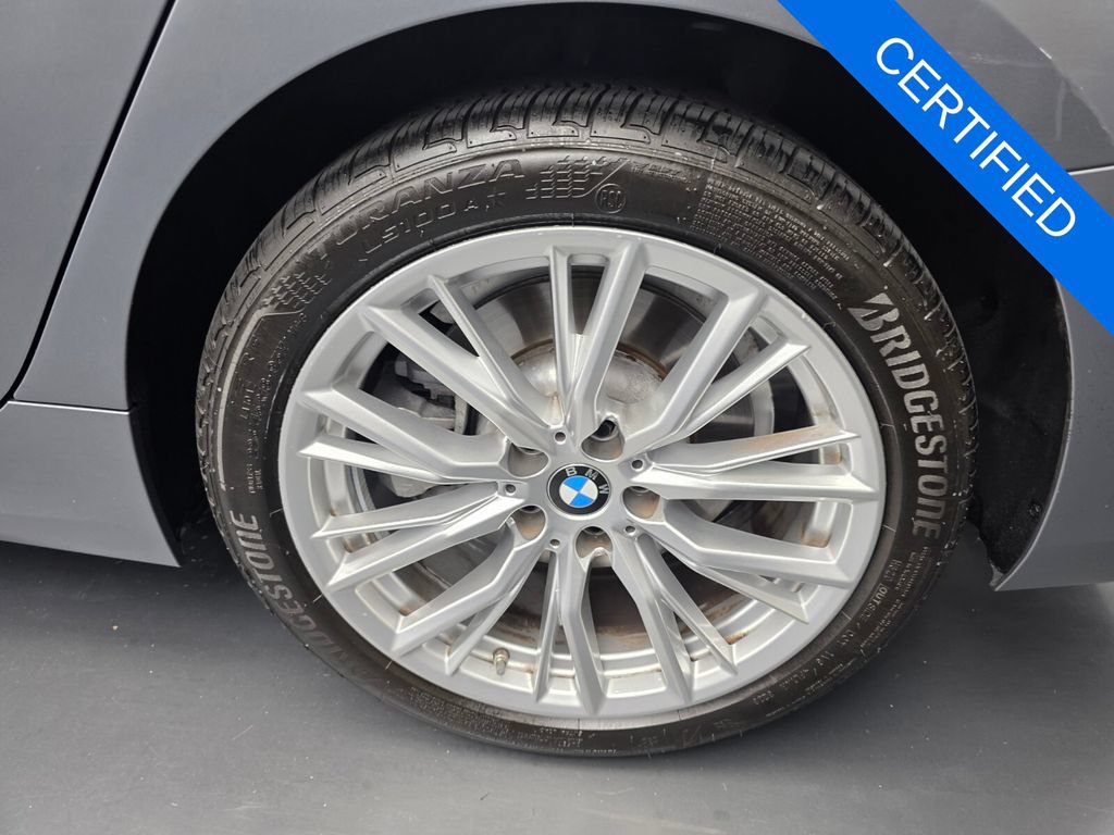 Certified 2024 BMW 330i Sedan w/ Premium Package RWD image 17