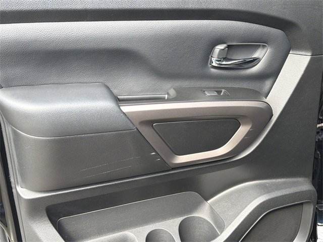 Used 2024 Nissan Titan SV w/ SV Bronze Edition Package image 22