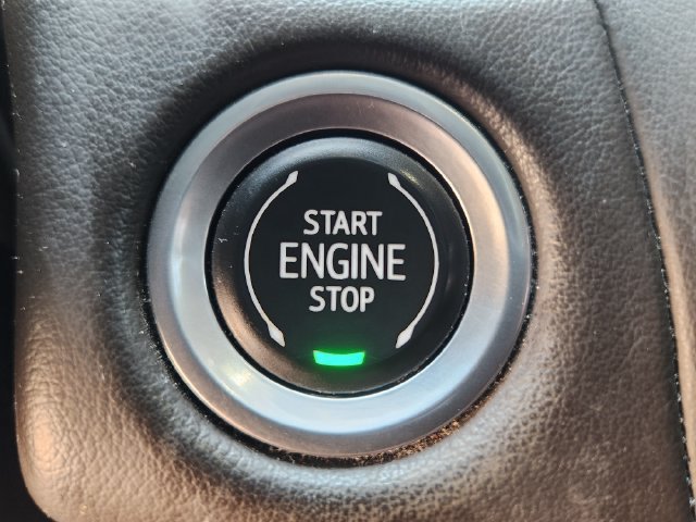 Used 2021 Chevrolet Suburban LT RWD image 19