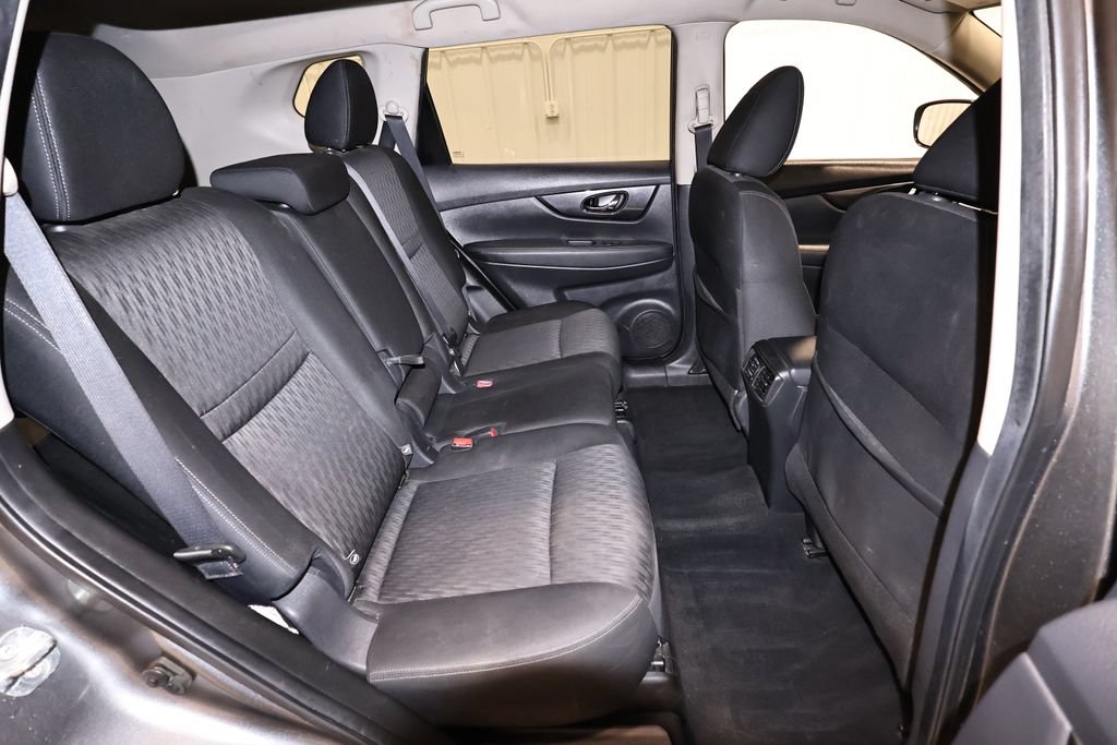 Used 2019 Nissan Rogue S w/ Special Edition Package AWD/4WD image 17