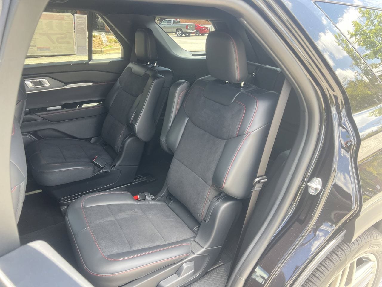 New 2026 Ford Explorer ST w/ Sun And Sound Package AWD/4WD image 18