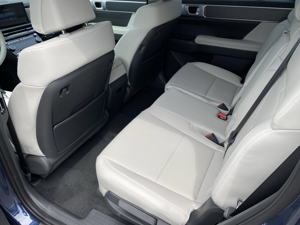 New 2027 Hyundai Santa Fe SEL FWD image 27