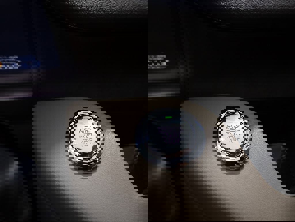 Used 2020 Lincoln Aviator Reserve image 32