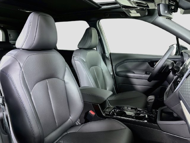 New 2026 Subaru Forester Premium AWD/4WD image 29