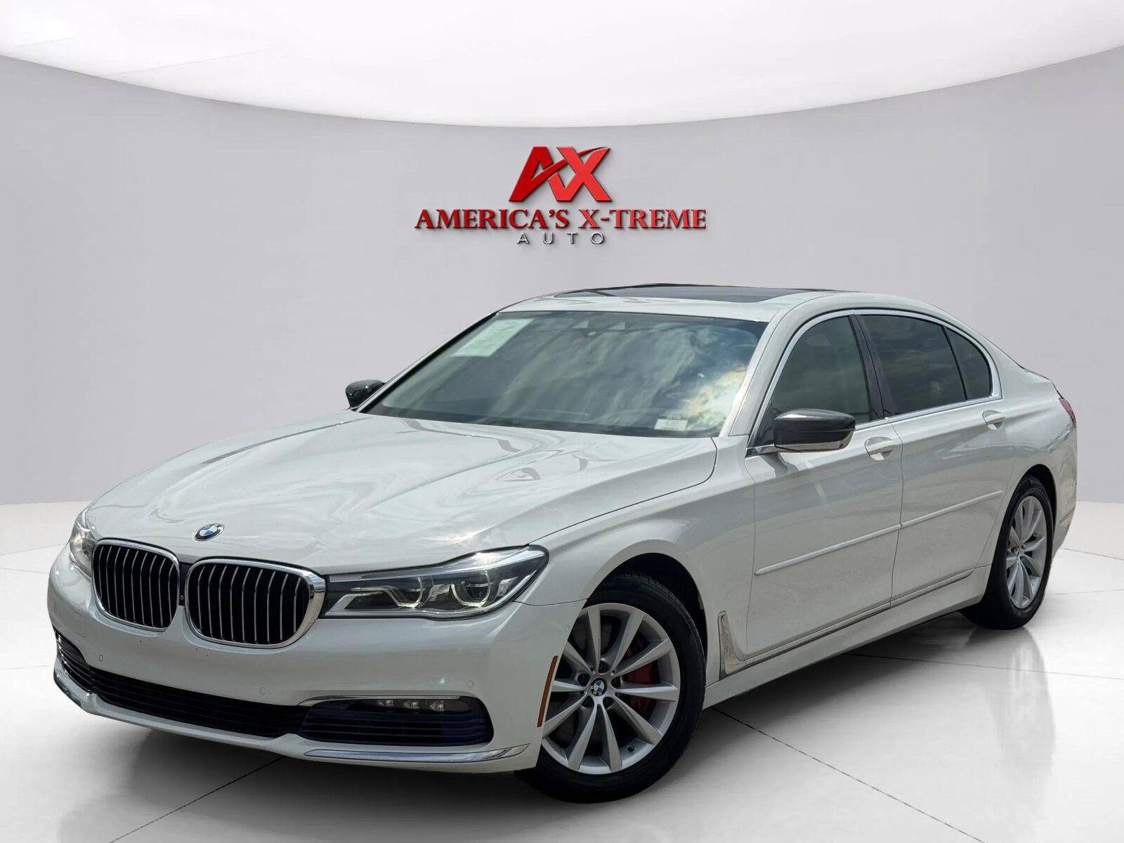 Used 2016 BMW 750i xDrive AWD/4WD image 1