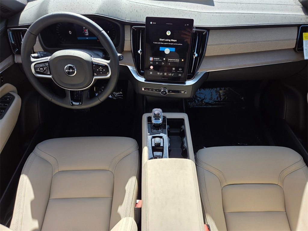New 2026 Volvo XC90 B6 Plus w/ Protection Package Premier image 13