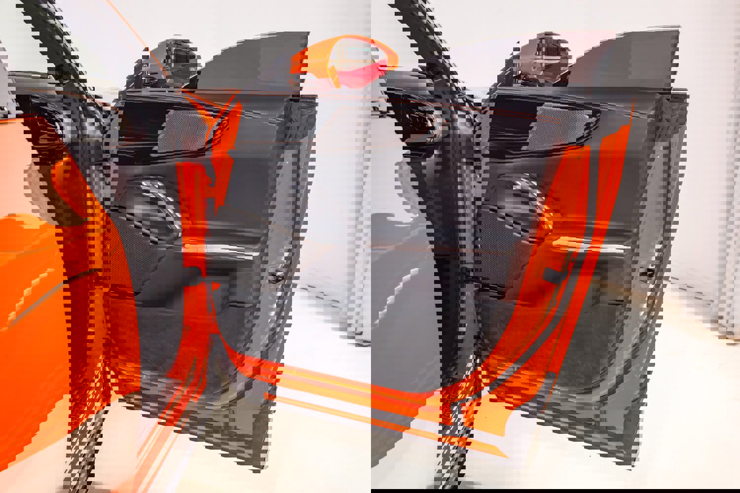 Used 2024 Ferrari Purosangue image 30