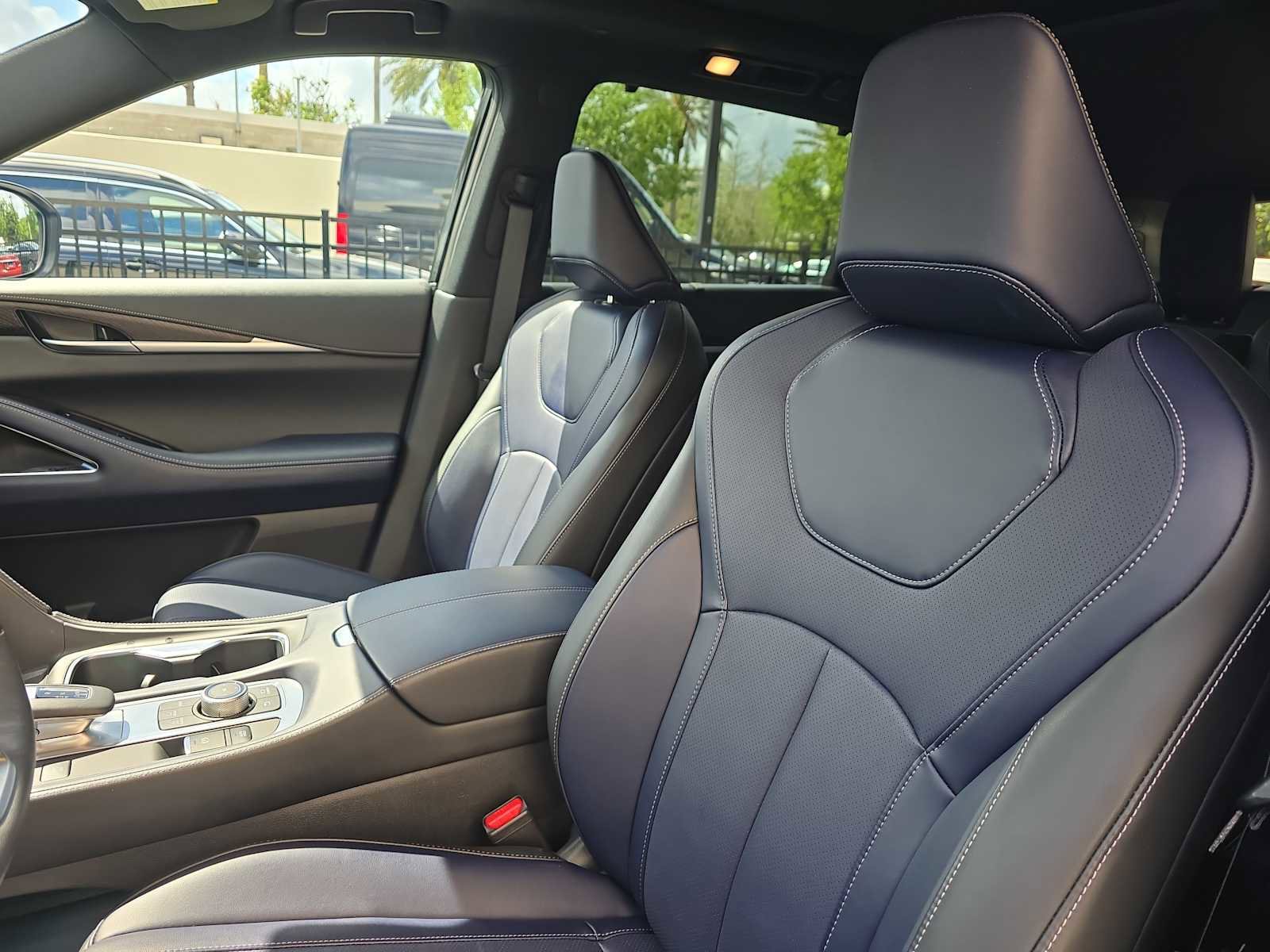 Certified 2026 INFINITI QX60 Sport w/ Dark Cargo Package image 16