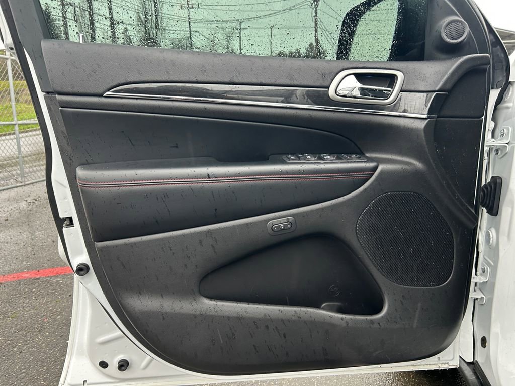 Used 2017 Jeep Grand Cherokee Trailhawk w/ Trailhawk Luxury Group image 22