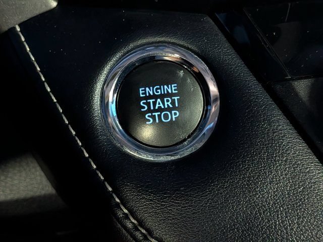 Used 2018 Toyota RAV4 XLE FWD image 28