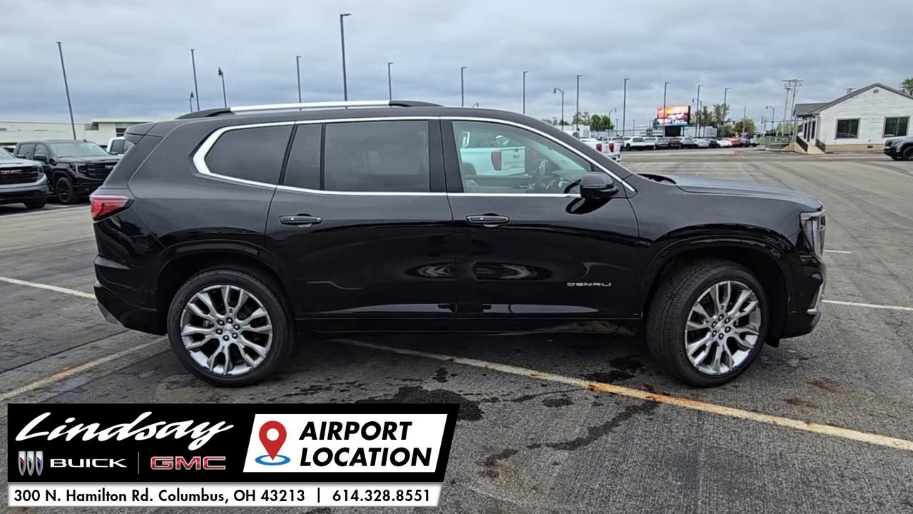 New 2027 GMC Acadia Denali w/ Denali Reserve Package AWD/4WD image 10