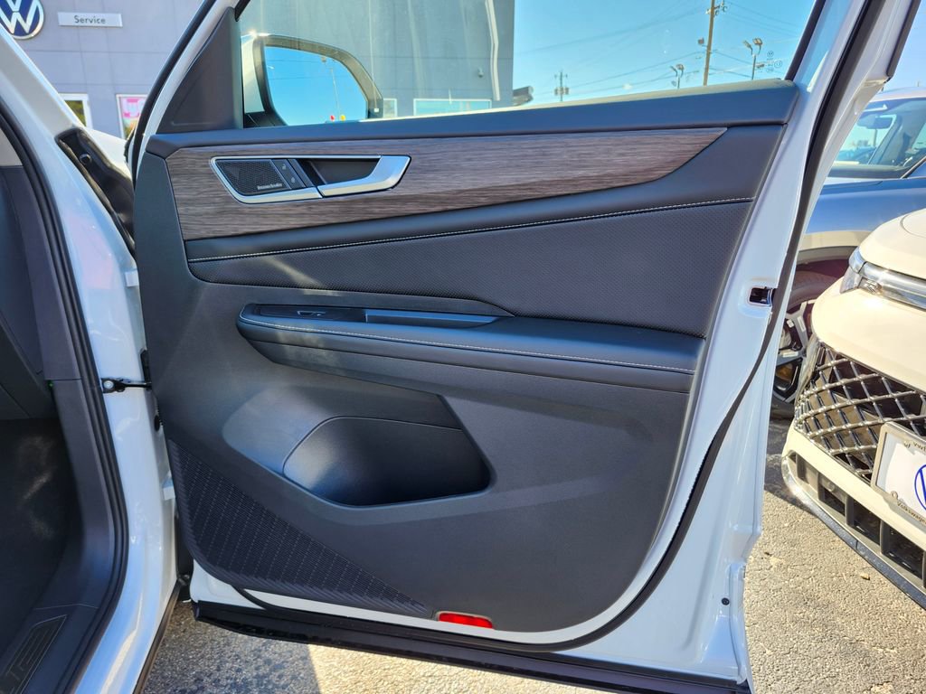 New 2026 Volkswagen Atlas SEL Premium R-Line image 18