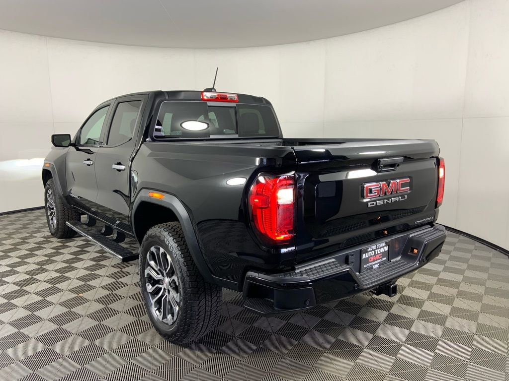 Used 2026 GMC Canyon Denali AWD/4WD image 8