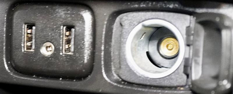 Used 2018 Buick Encore Premium image 24