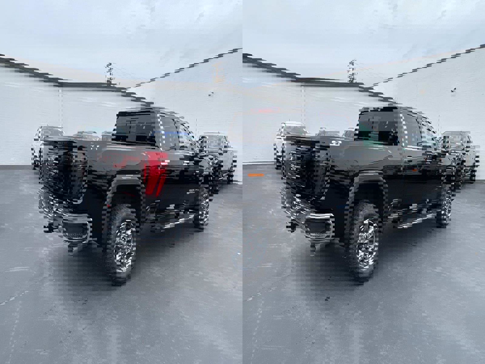 New 2026 GMC Sierra 3500 SLT w/ SLT Premium Package image 5