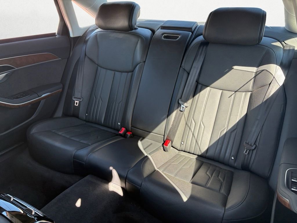 Used 2021 Audi A8 L 4.0T w/ Executive Plus Package image 15