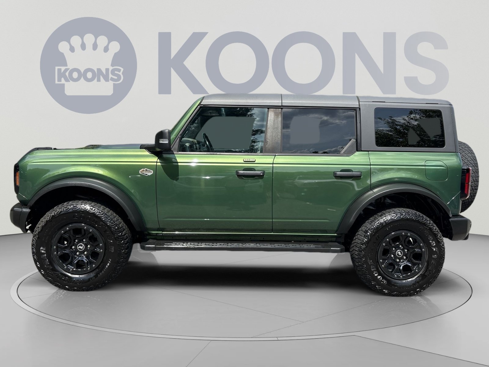 Used 2023 Ford Bronco Wildtrak AWD/4WD image 2