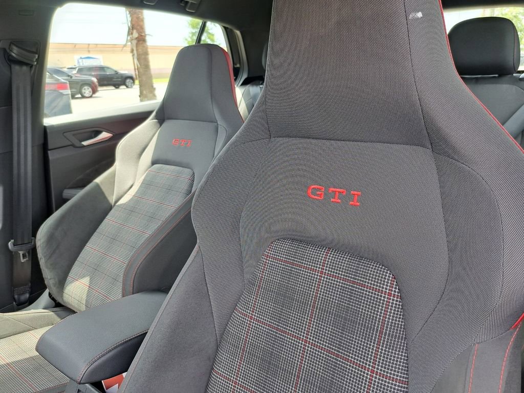 Used 2024 Volkswagen GTI S FWD image 17