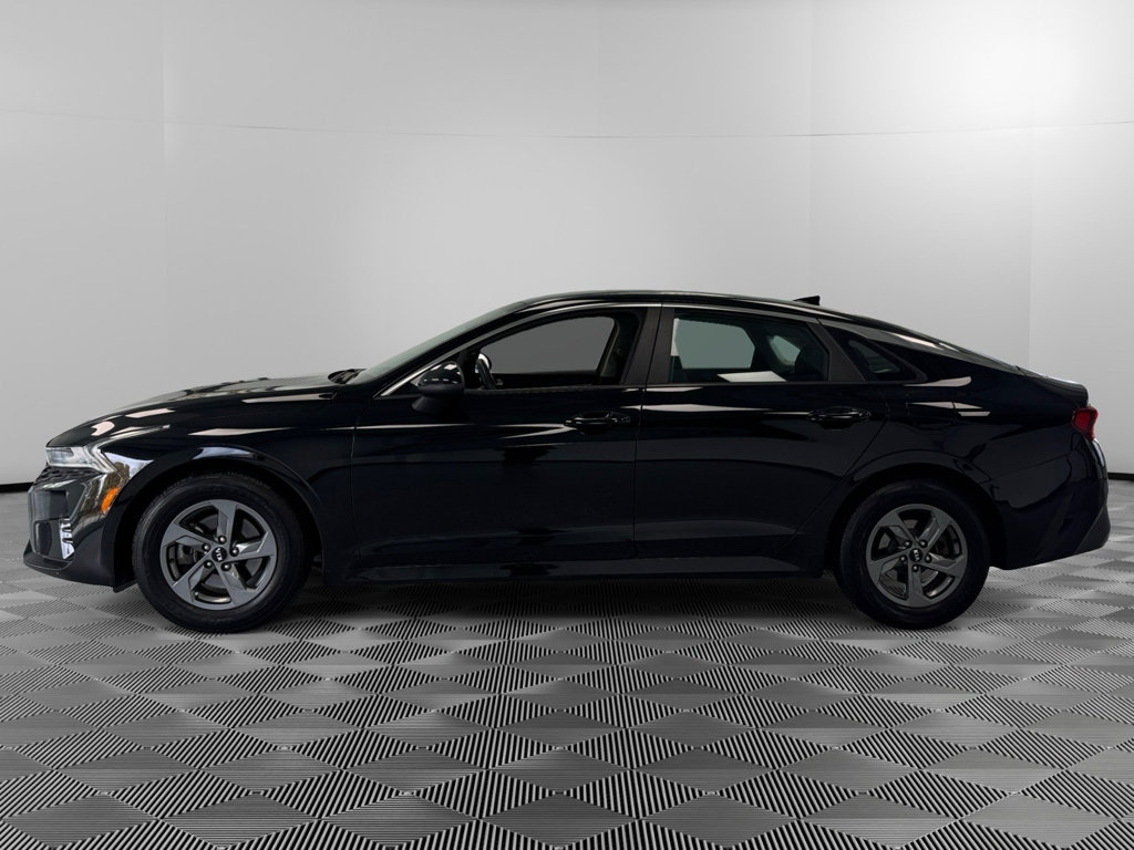 Used 2021 Kia K5 LX image 5