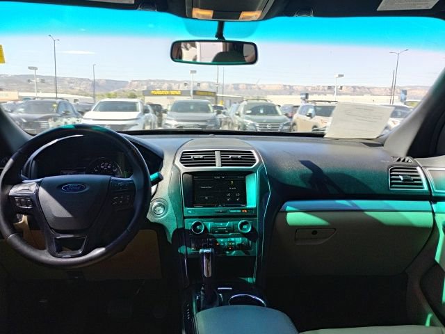 Used 2016 Ford Explorer XLT w/ Equipment Group 202A image 15