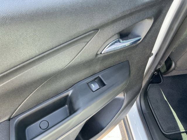 Used 2023 Chevrolet Bolt LT FWD image 21