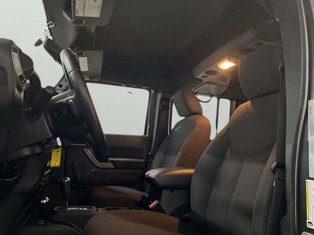 Used 2017 Jeep Wrangler Unlimited Sport w/ Connectivity Group image 36