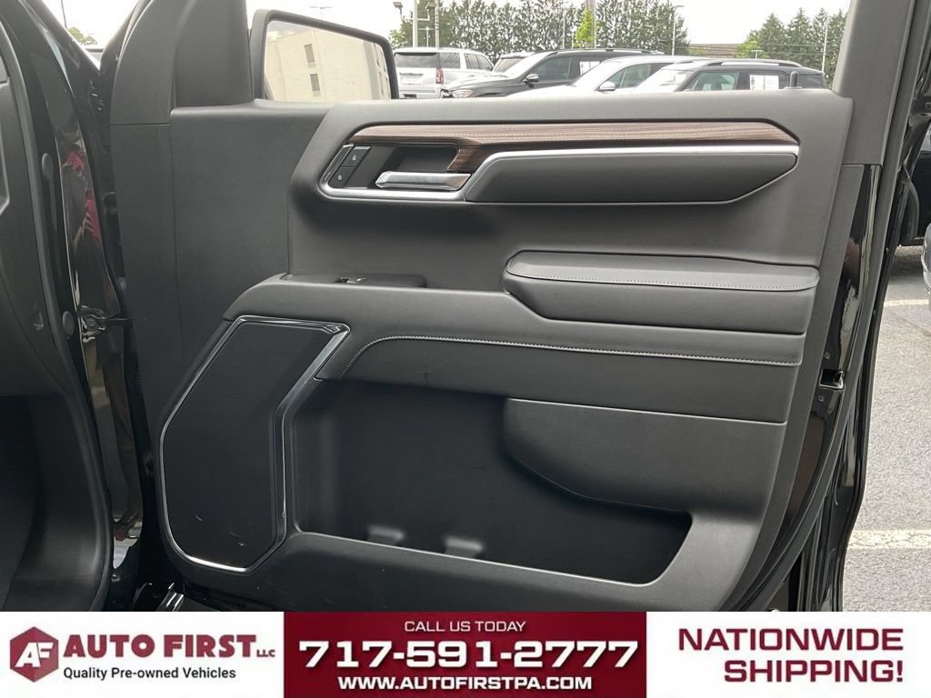 Used 2024 Chevrolet Silverado 1500 LT w/ Z71 Off-Road Package AWD/4WD image 18