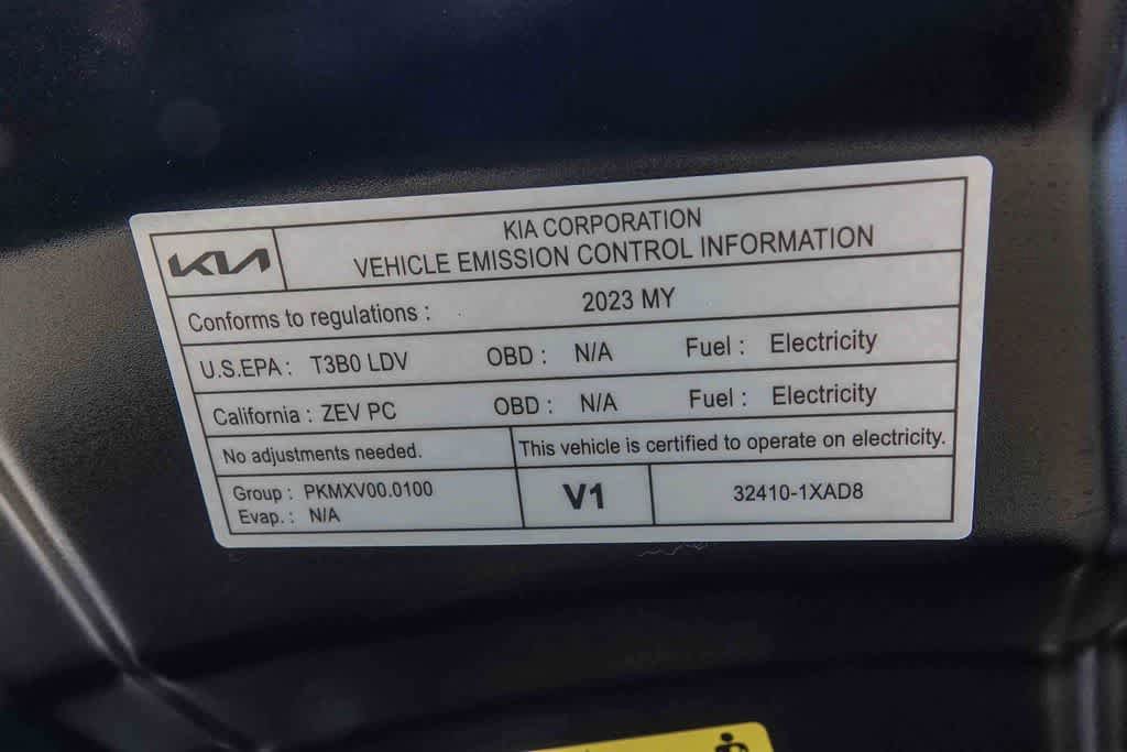 Certified 2023 Kia EV6 GT-Line w/ GT-Line Suede Seat Package AWD/4WD image 28