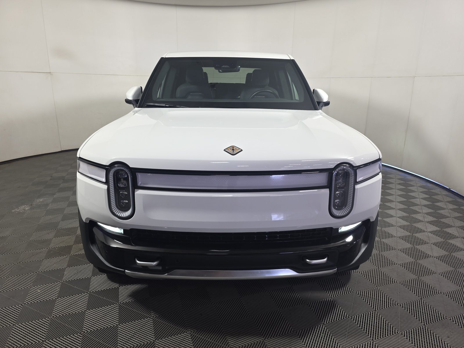 Used 2023 Rivian R1T Adventure Quad AWD/4WD image 8