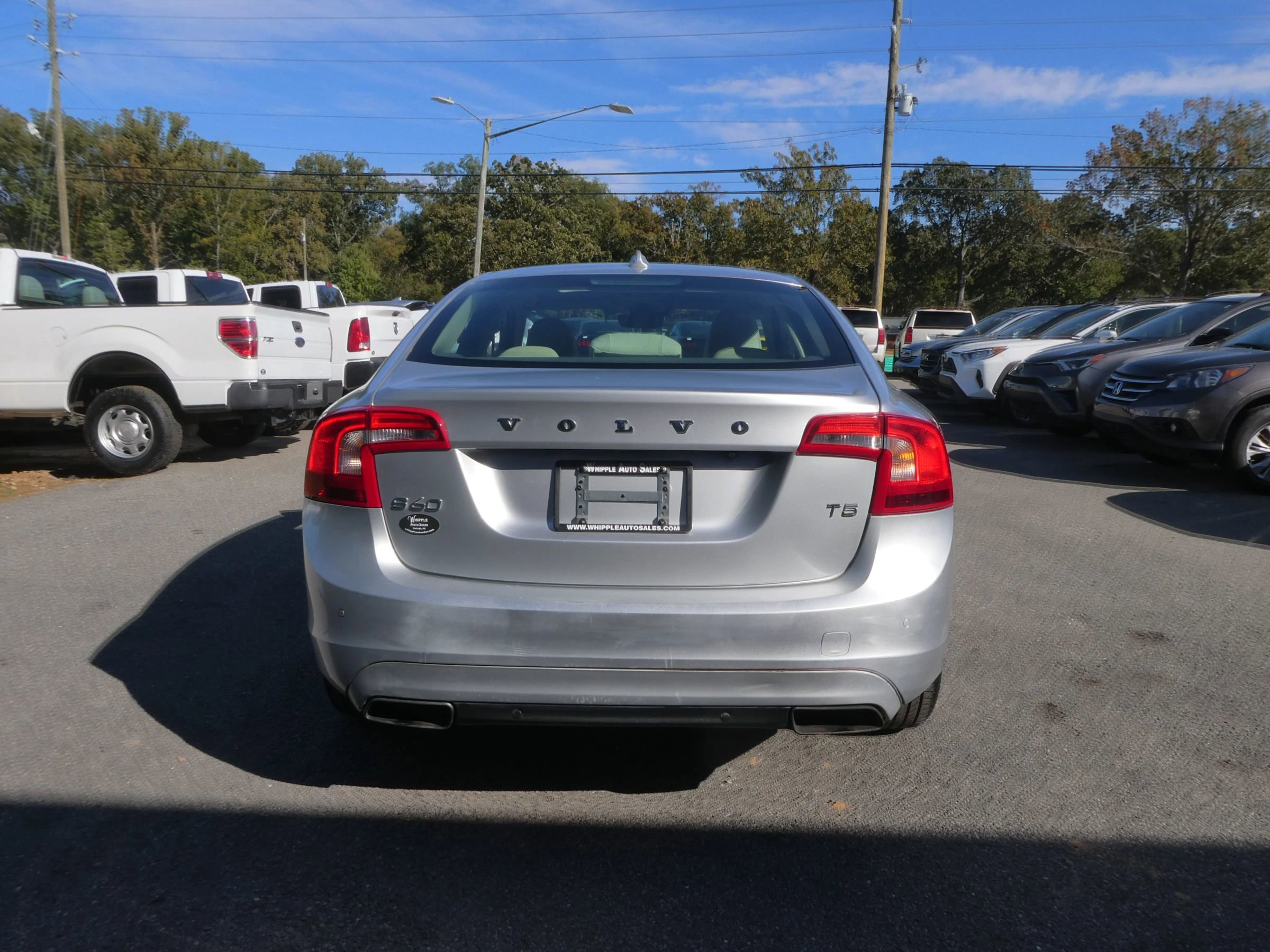 Used 2016 Volvo S60 T5 Premier w/ Convenience Package image 6