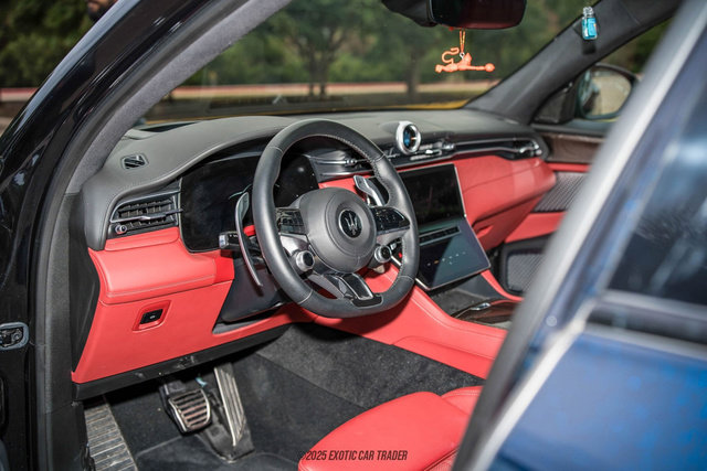 Used 2023 Maserati Grecale Modena image 26