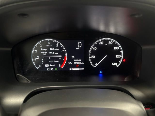 Certified 2025 Honda HR-V Sport image 32