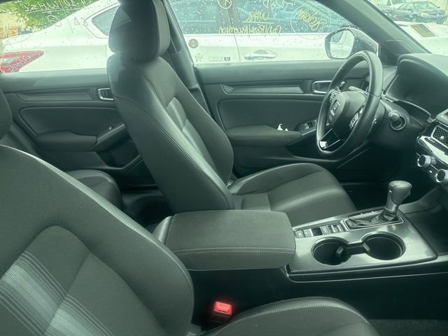 Used 2025 Honda Civic Sport image 2