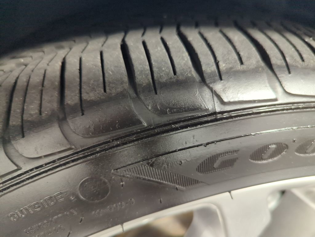 Used 2023 Ford Mustang Premium image 22