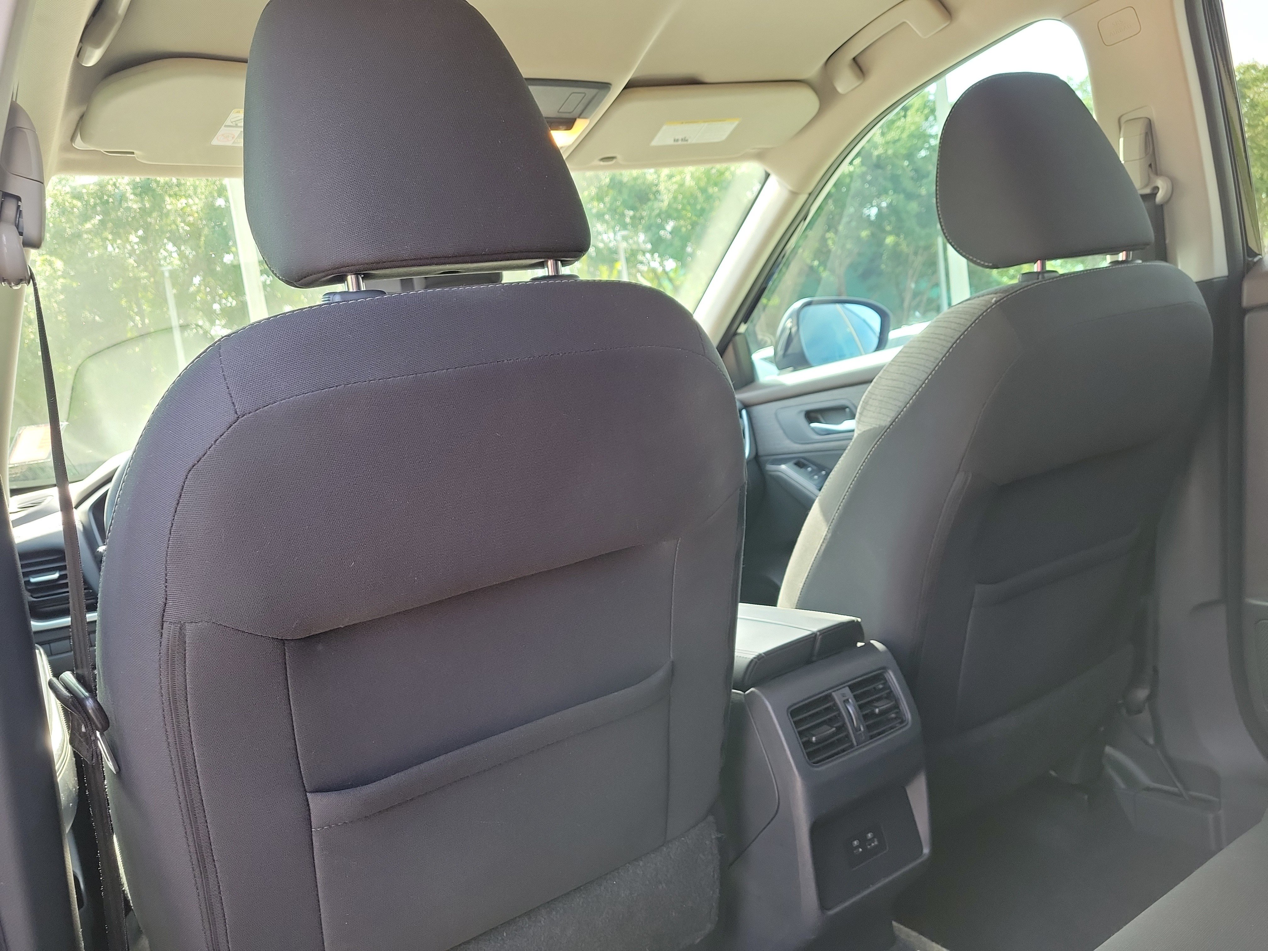 Certified 2022 Nissan Rogue SV FWD image 19