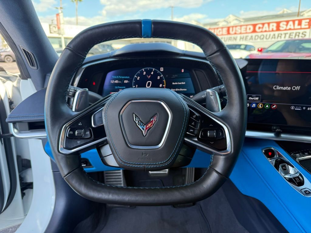 Used 2022 Chevrolet Corvette Stingray Premium Conv w/ Z51 Performance Package image 25