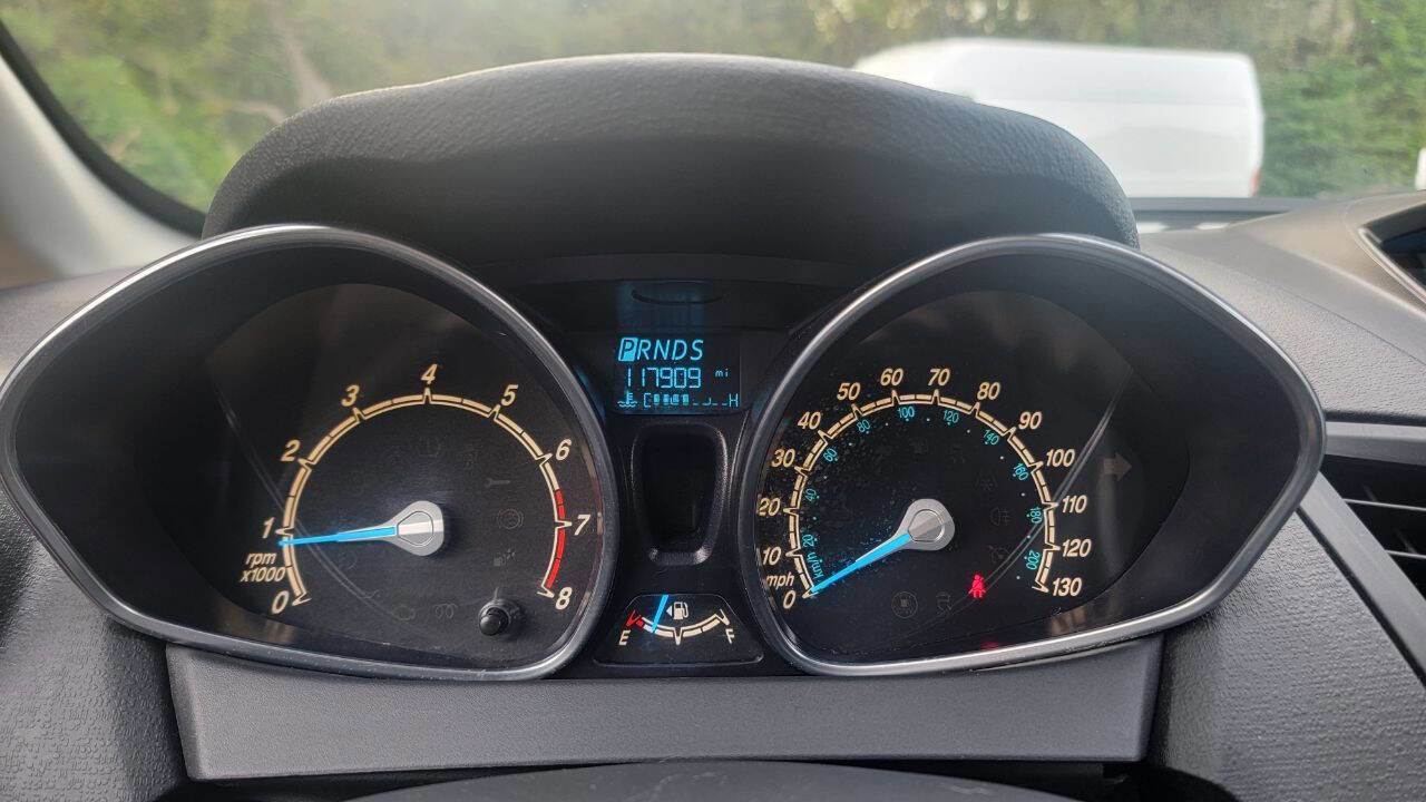 Used 2014 Ford Fiesta SE image 11