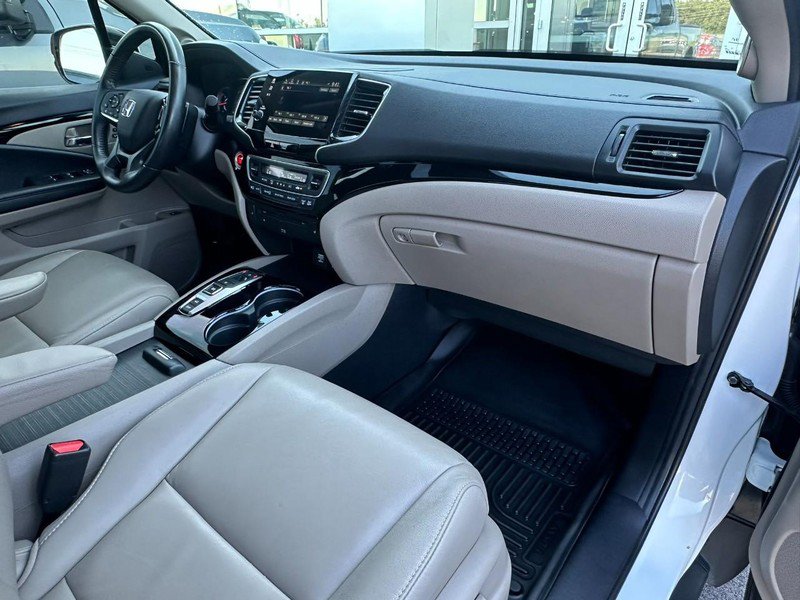 Used 2021 Honda Pilot Touring image 15