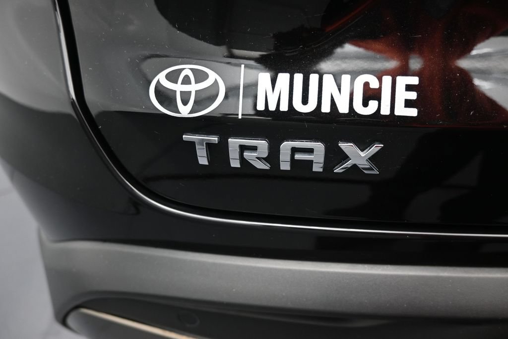 Used 2024 Chevrolet Trax ACTIV w/ Sunroof Package FWD image 35