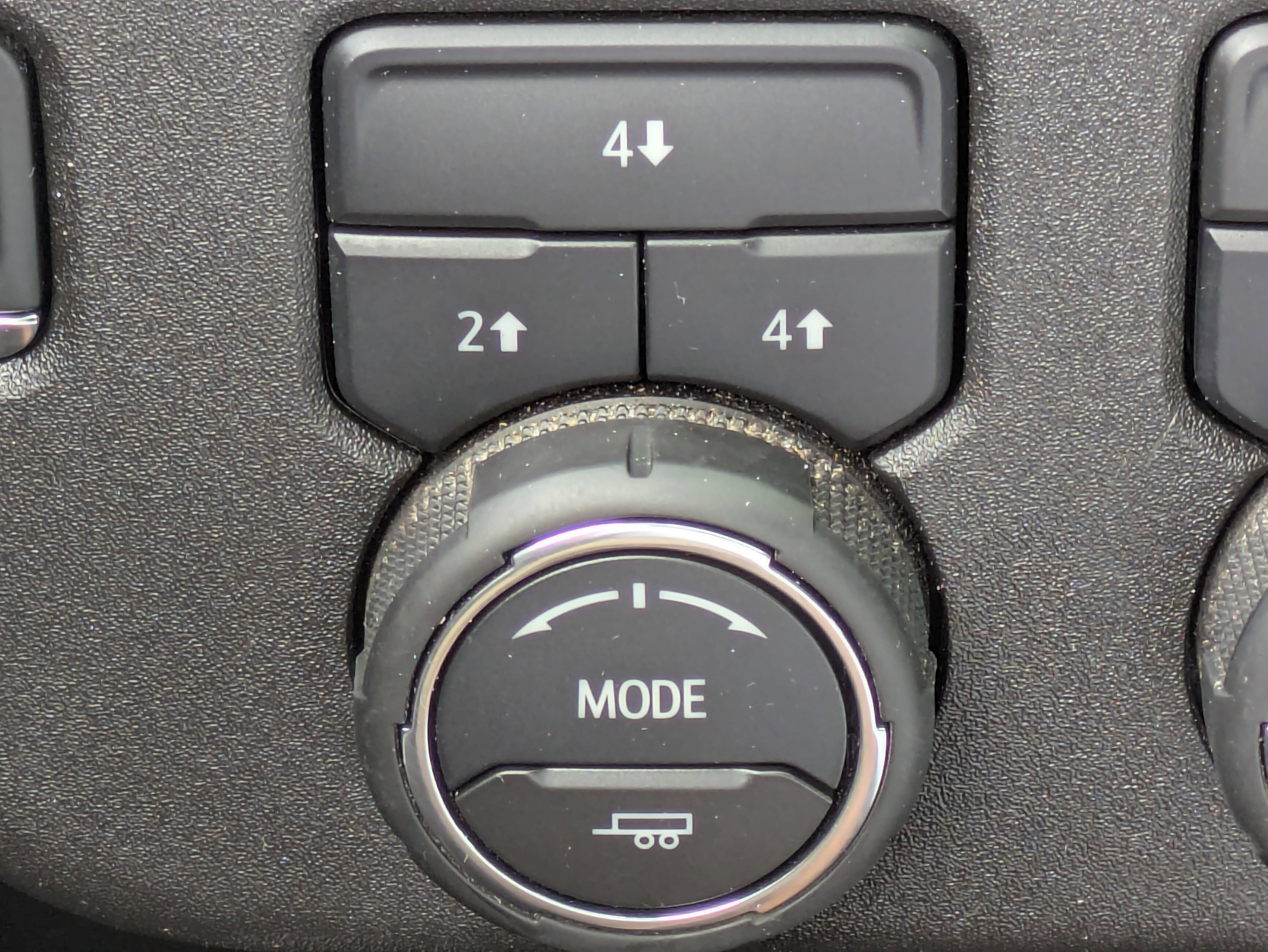 Used 2025 Chevrolet Silverado 2500 LT w/ Convenience Package AWD/4WD image 27